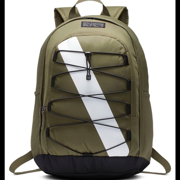 nike hayward 26l